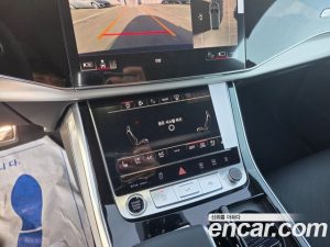 Audi Q8 50 TDI 4WD Premium 2026 года из Южной Кореи