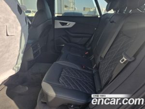 Audi Q8 50 TDI 4WD Premium 2026 года из Южной Кореи