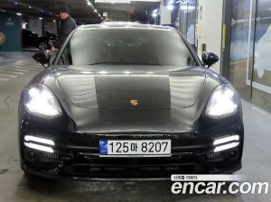 Porsche Panamera 4.0 GTS 2023 года из Южной Кореи