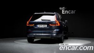 Volvo XC60 B5 Ultra Bright 2025 года из Южной Кореи