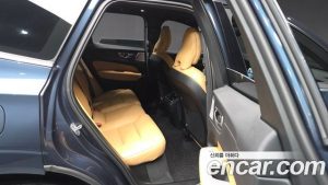 Volvo XC60 B5 Ultra Bright 2025 года из Южной Кореи