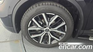 Renault-KoreaSamsung QM6 2.0 GDe RE Signature 2WD 2023 года из Южной Кореи