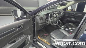 Renault-KoreaSamsung QM6 2.0 GDe RE Signature 2WD 2023 года из Южной Кореи