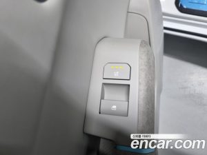 Kia EV4 Long Range 2WD 2026 года из Южной Кореи