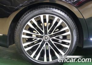 Mercedes-Benz S-Class S450L 4MATIC 2023 года из Южной Кореи