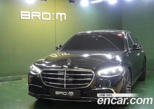 Mercedes-Benz S-Class S450L 4MATIC 2023 года из Южной Кореи