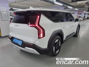 Kia EV9 Long Range 2024 года из Южной Кореи