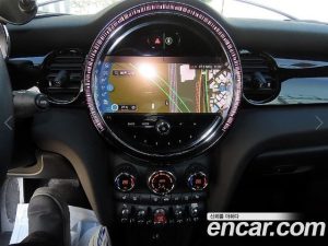 Mini Cooper Convertible CLASSIC 2024 года из Южной Кореи