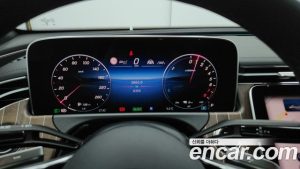 Mercedes-Benz E-Class E350e 4MATIC 2025 года из Южной Кореи