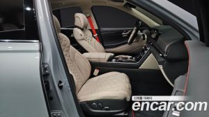Genesis GV80 2.5T Бензин AWD 2024 года из Южной Кореи