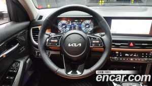 Kia Seltos Бензин 1.6 Turbo 2WD 2024 года из Южной Кореи