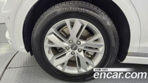 Genesis GV70 2.5T Бензин 2WD 2024 года из Южной Кореи