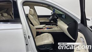 Genesis GV70 2.5T Бензин 2WD 2024 года из Южной Кореи
