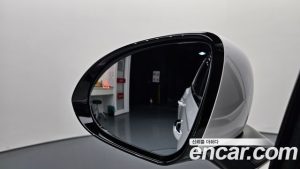 Genesis GV70 2.5T Бензин 2WD 2024 года из Южной Кореи