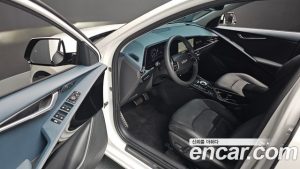 Kia Niro Signature 2024 года из Южной Кореи