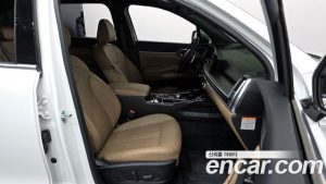 Kia Sorento HEV 1.6 2WD 2025 года из Южной Кореи