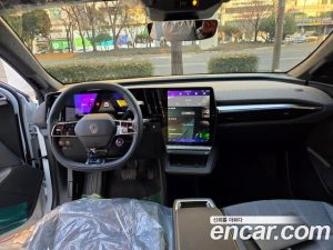 Renault-KoreaSamsung Scenic Techno 2026 года из Южной Кореи