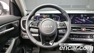 Kia Seltos Бензин 1.6 Turbo 2WD 2025 года из Южной Кореи