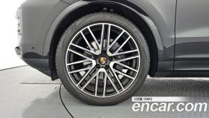 Porsche Cayenne 3.0 Coupe 2024 года из Южной Кореи