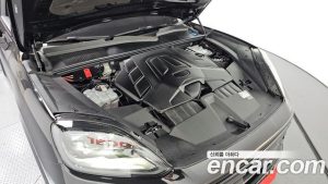 Porsche Cayenne 3.0 Coupe 2024 года из Южной Кореи
