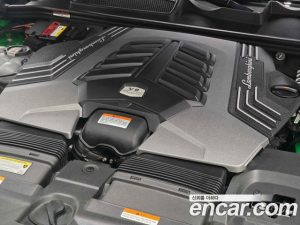 Lamborghini Urus 4.0 V8 S 2023 года из Южной Кореи