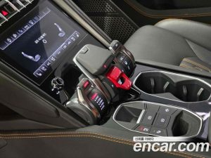 Lamborghini Urus 4.0 V8 S 2023 года из Южной Кореи