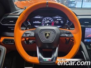 Lamborghini Urus 4.0 V8 S 2023 года из Южной Кореи