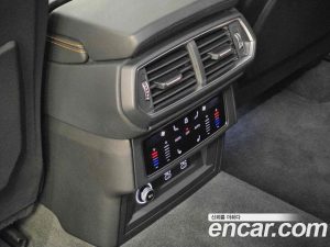 Lamborghini Urus 4.0 V8 S 2023 года из Южной Кореи