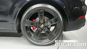 Porsche Cayenne 3.0 Coupe 2022 года из Южной Кореи