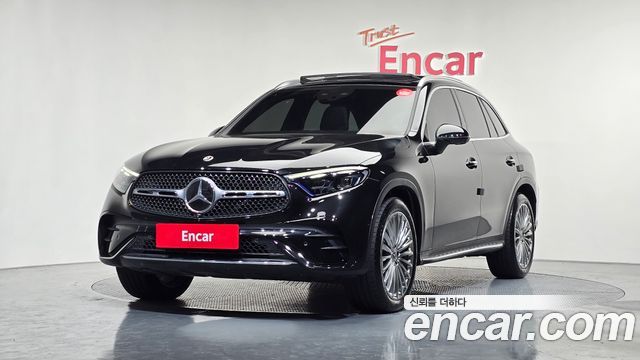 Mercedes-Benz GLC-Class GLC300 4MATIC AMG Line 2023 года из Кореи