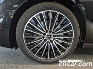 Mercedes-Benz CLE-Class CLE200 Coupe 2025 года из Южной Кореи