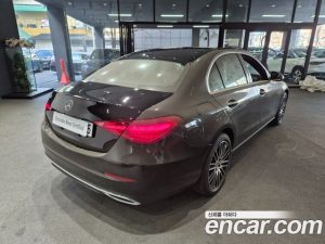Mercedes-Benz C-Class C200 Avantgarde 2025 года из Южной Кореи