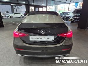 Mercedes-Benz C-Class C200 Avantgarde 2025 года из Южной Кореи