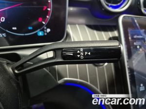 Mercedes-Benz C-Class C200 Avantgarde 2025 года из Южной Кореи