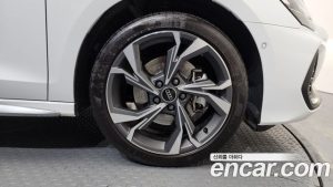 Audi A3 40 TFSI Premium 2025 года из Южной Кореи
