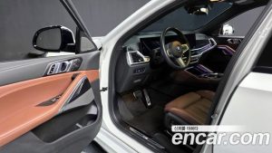 BMW X6 xDrive40i M Sport 2024 года из Южной Кореи
