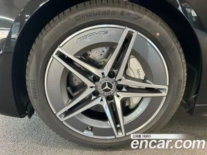Mercedes-Benz C-Class C200 AMG Line 2025 года из Южной Кореи