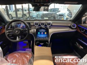 Mercedes-Benz C-Class C200 AMG Line 2025 года из Южной Кореи