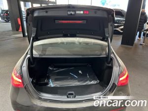 Mercedes-Benz C-Class C200 AMG Line 2025 года из Южной Кореи