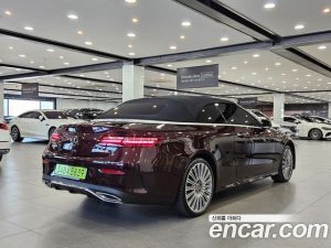 Mercedes-Benz E-Class E450 4MATIC Cabriolet 2023 года из Южной Кореи