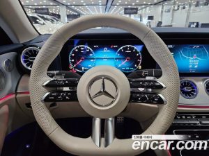 Mercedes-Benz E-Class E450 4MATIC Cabriolet 2023 года из Южной Кореи