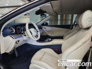 Mercedes-Benz E-Class E450 4MATIC Cabriolet 2023 года из Южной Кореи