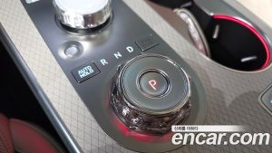 Genesis GV80 2.5T Бензин AWD 2025 года из Южной Кореи