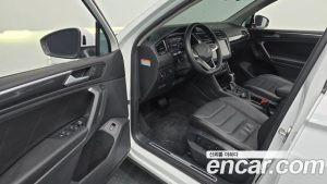 Volkswagen Tiguan 2.0 TDI 4 Prestige 2023 года из Южной Кореи