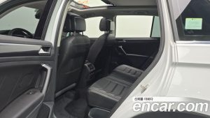 Volkswagen Tiguan 2.0 TDI 4 Prestige 2023 года из Южной Кореи