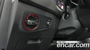 Volkswagen Tiguan 2.0 TDI 4 Prestige 2023 года из Южной Кореи