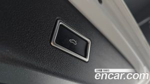 Volkswagen Tiguan 2.0 TDI 4 Prestige 2023 года из Южной Кореи
