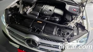 Mercedes-Benz GLE-Class GLE300d 4MATIC 2023 года из Южной Кореи