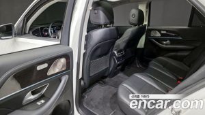 Mercedes-Benz GLE-Class GLE300d 4MATIC 2023 года из Южной Кореи