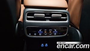 Genesis GV70 2.5T Бензин 2WD 2025 года из Южной Кореи